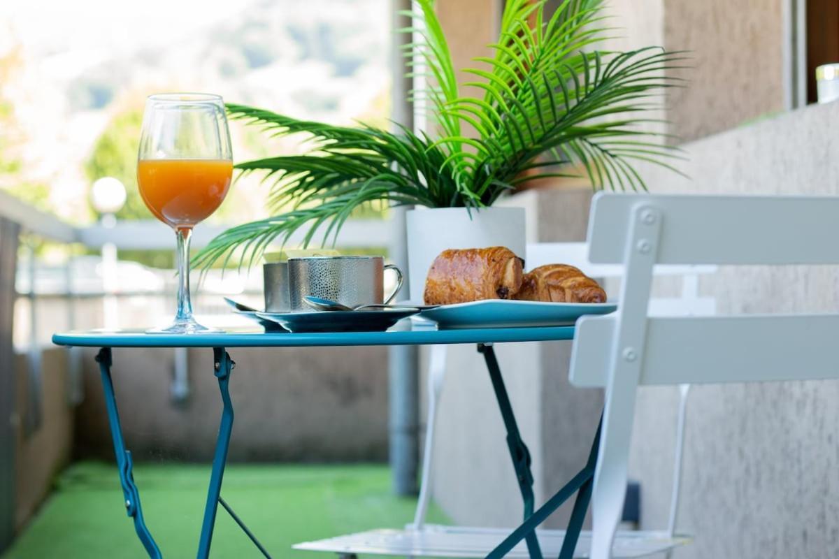 Golden Beach Parking Proche Du Lac Άννεσι Εξωτερικό φωτογραφία